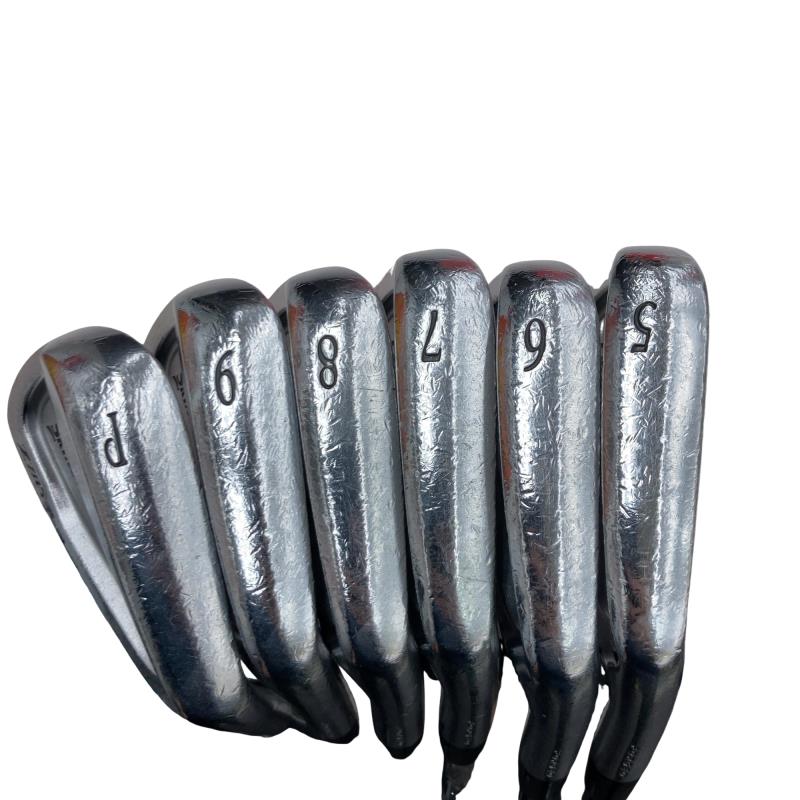 �r�q�h�w�n�m�@�y�V�W�T�@�@�U�r�i���{���F�U�{�Z�b�g�j