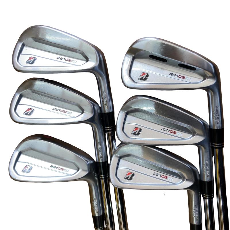 �a�q�h�c�f�d�r�s�n�m�d�@�Q�Q�P�b�a�@�U�r�i���{���F�U�{�Z�b�g�j