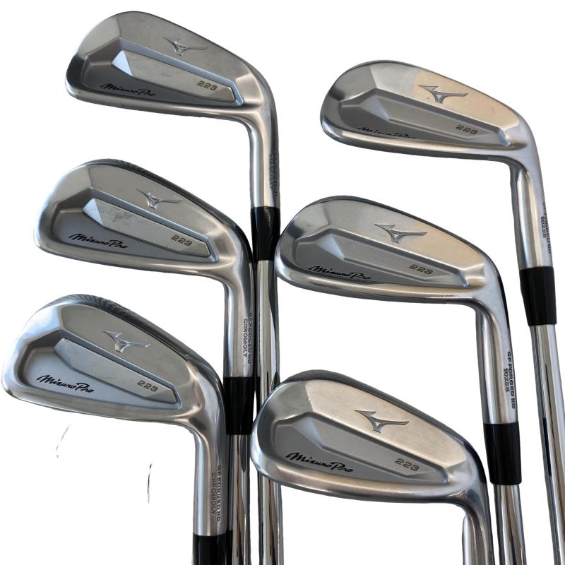 �l�����������@�o�����@�Q�Q�R�@�U�r�i���{���F�U�{�Z�b�g�j