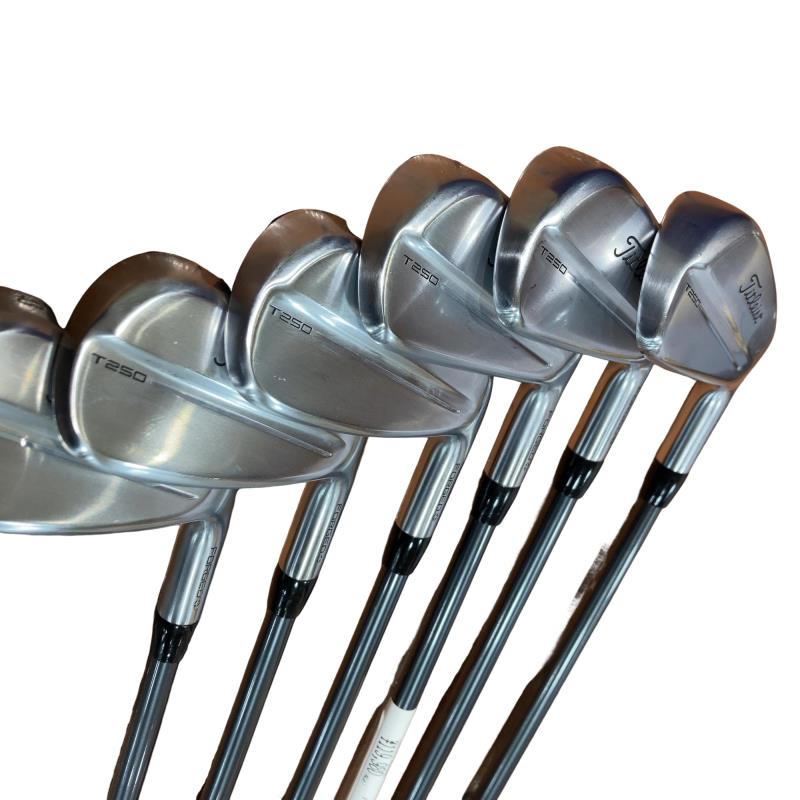 �s���������������@�s�Q�T�O�i�Q�O�Q�T�j�@�@�U�r�i���{���F�U�{�Z�b�g�j