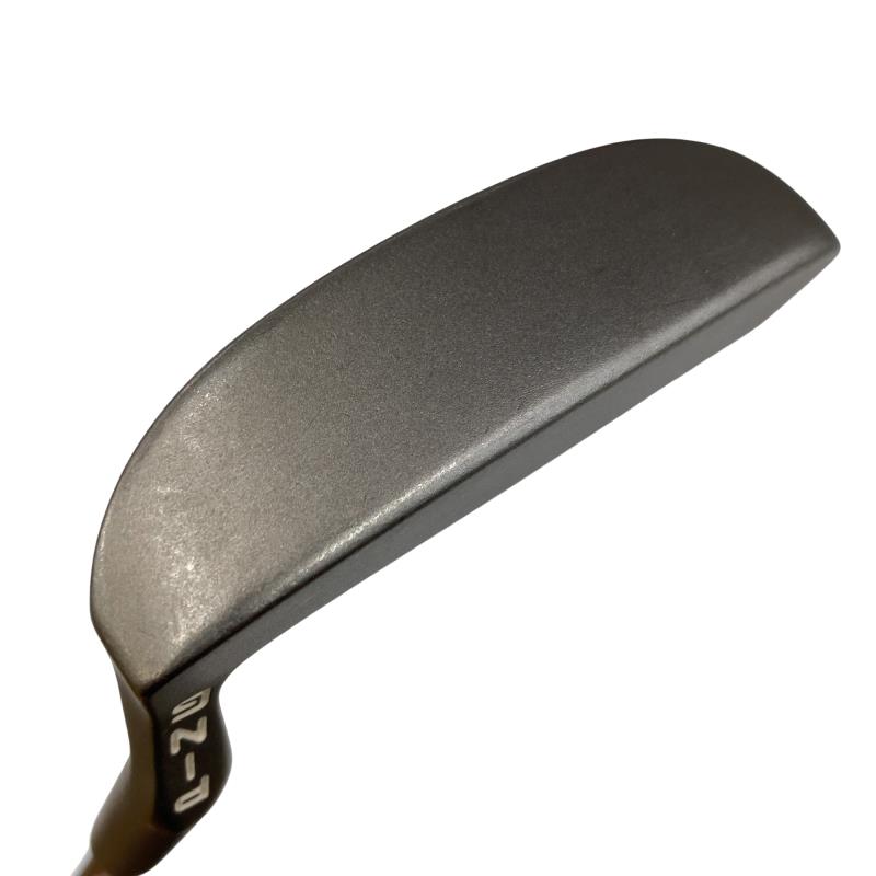 �r����������