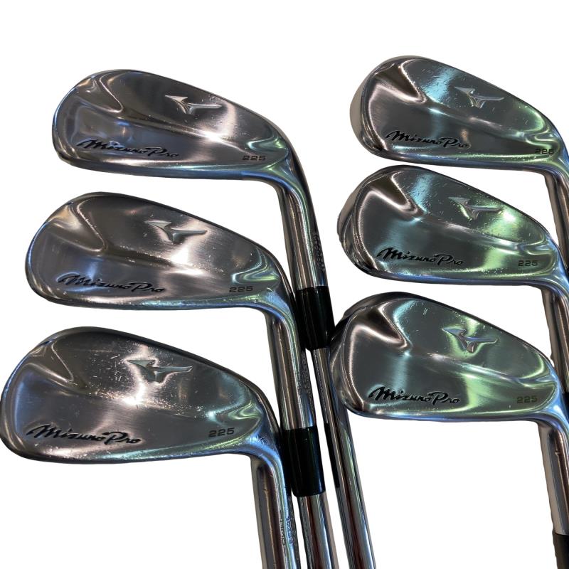 �l�����������@�o�����@�Q�Q�T�@�U�r�i���{���F�U�{�Z�b�g�j