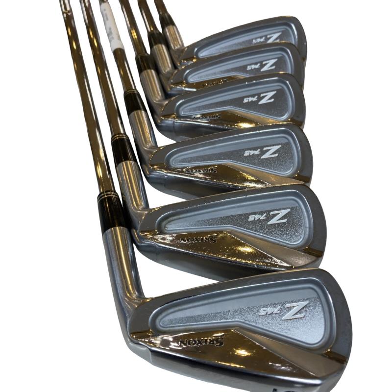 �r�q�h�w�n�m�@�y�V�S�T�@�@�U�r�i���{���F�U�{�Z�b�g�j