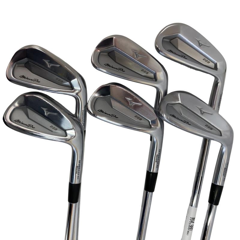 �l�����������@�o�����@�Q�Q�R�@�U�r�i���{���F�U�{�Z�b�g�j