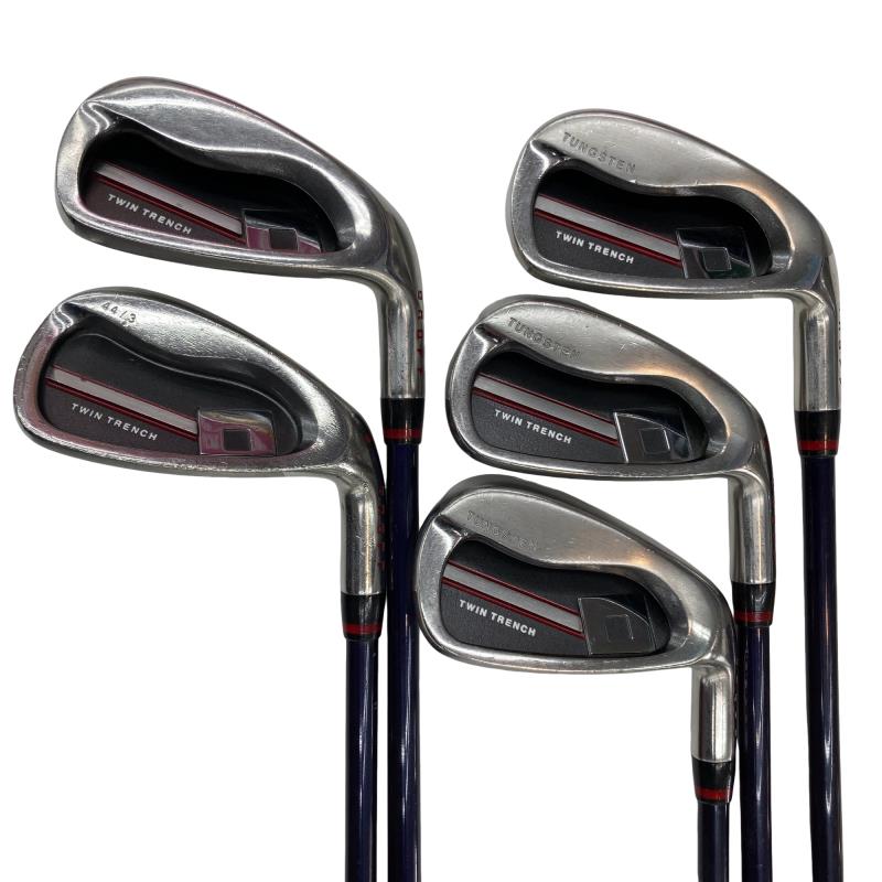 �n�m�n�e�e�i�Q�O�P�W�j�@�`�j�`�@�T�r�i���{���F�T�{�Z�b�g�j