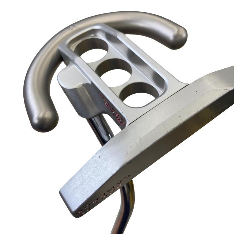 中古 タイトリスト SCOTTY CAMERON FUTURA