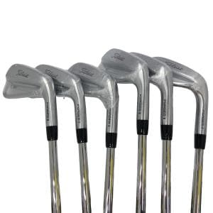 �s���������������@�s�P�T�O�i�Q�O�Q�R�j�@�U�r