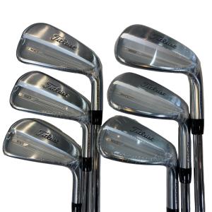 �s���������������@�s�P�T�O�i�Q�O�Q�R�j�@�U�r