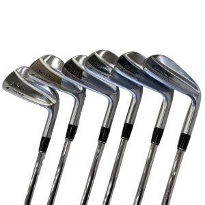 �r�q�h�w�n�m�@�y�|�e�n�q�f�d�c�@�U�r