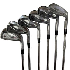 �a�q�h�c�f�d�r�s�n�m�d�@�Q�S�Q�b�a�{�@�U�r