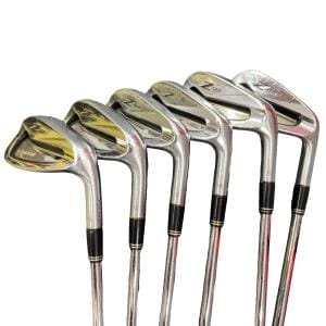 �r�q�h�w�n�m�@�y�T�U�T�@�@�U�r