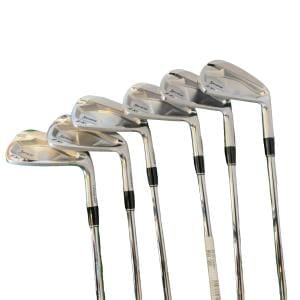 �r�q�h�w�n�m�@�y�w���V�@�@�U�r