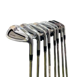 �r�q�h�w�n�m�@�y�T�U�T�@�@�W�r