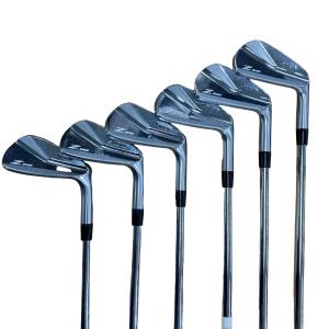 �r�q�h�w�n�m�@�y�X�S�T�@�U�r