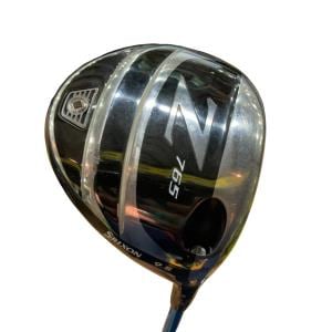 �r�q�h�w�n�m�@�y�V�U�T�@�@�X�D�T°