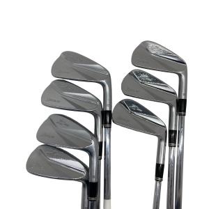 �r�q�h�w�n�m�@�y�X�U�T�@�W�r