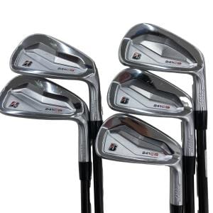 �a�q�h�c�f�d�r�s�n�m�d�@�Q�S�P�b�a�@�U�r