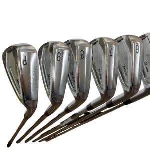 �r�q�h�w�n�m�@�y�w�T�@�U�r