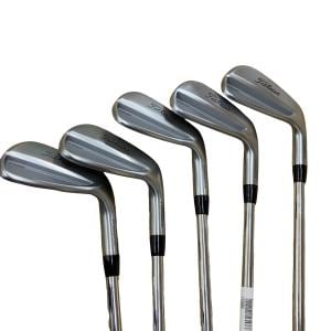 �s���������������@�s�P�O�O�i�Q�O�Q�T�j�@�U�r