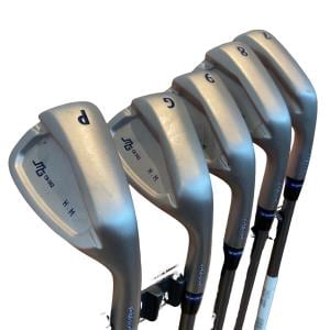 �b�a�|�R�O�Q�@�U�r