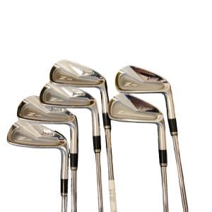 �r�q�h�w�n�m�@�y�V�S�T�@�@�U�r