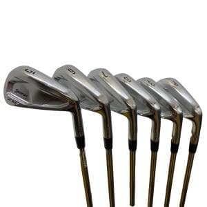 �r�q�h�w�n�m�@�y�w���V�@�@�U�r