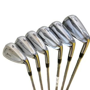 �r�q�h�w�n�m�@�y�V�U�T�@�@�U�r