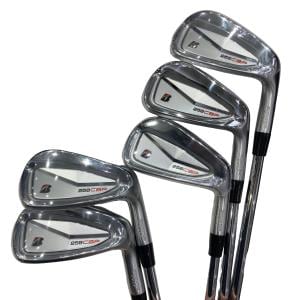 �a�q�h�c�f�d�r�s�n�m�d�@�Q�T�W�b�a�o�@�U�r