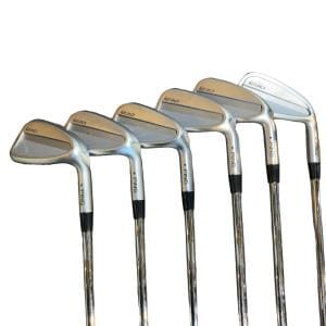 ���Q�R�O�@�U�r