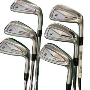 �a�q�h�c�f�d�r�s�n�m�d�@�Q�T�W�b�a�o�@�U�r