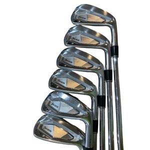 �r�q�h�w�n�m�@�y�w���T�@�U�r