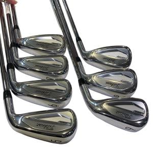 �s���������������@�s�R�T�O�i�Q�O�Q�R�j�@�V�r