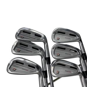 �a�q�h�c�f�d�r�s�n�m�d�@�Q�Q�Q�b�a�{�@�U�r