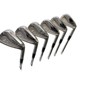 �r�q�h�w�n�m�@�y�V�S�T�@�@�U�r