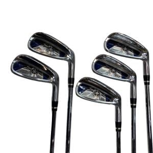 �������������@�t�c�{�Q�@�U�r