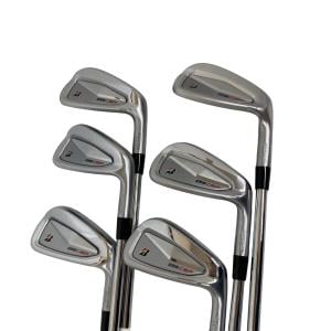 �a�q�h�c�f�d�r�s�n�m�d�@�Q�T�W�b�a�o�@�U�r