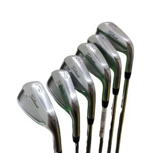 �s���������������@�s�P�T�O�i�Q�O�Q�R�j�@�U�r