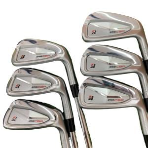 �a�q�h�c�f�d�r�s�n�m�d�@�Q�T�W�b�a�o�@�U�r