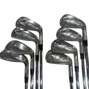 �r�q�h�w�n�m�@�y�w���V�@�@�W�r