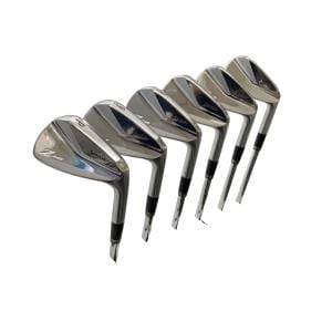 �r�q�h�w�n�m�@�y�X�S�T�@�U�r