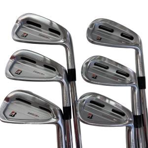 �a�q�h�c�f�d�r�s�n�m�d�@�Q�Q�Q�b�a�{�@�U�r