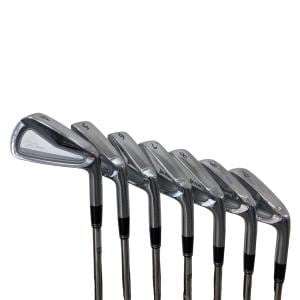 �r�q�h�w�n�m�@�y�V�S�T�@�@�W�r