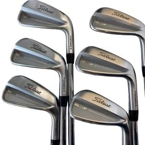 �s���������������@�s�P�T�O�i�Q�O�Q�R�j�@�U�r