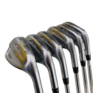 �s���������������@�s�P�O�O�r�i�Q�O�Q�P�j�@�U�r