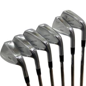 �s�a�|�T�@�e�n�q�f�d�c�@�U�r