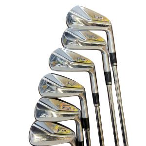 �r�q�h�w�n�m�@�y�X�S�T�@�U�r