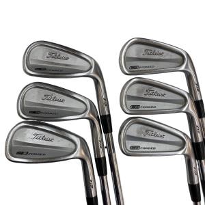 �s���������������@�b�a�@�V�P�Q�@�U�r