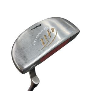 ���������i�Q�O�P�O�j�@�R�Q�C���`�@���f�B�[�X