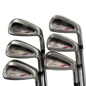 �v�����������@�����������@�s�����@�s���|�P�@�@�U�r