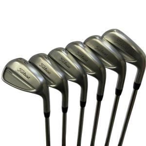 �s���������������@�s�P�T�O�i�Q�O�Q�T�j�@�U�r